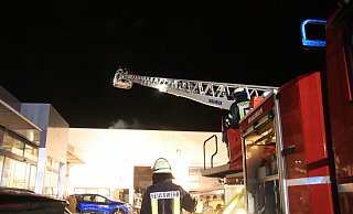 Die Feuerwehr war in Höxter mit einem Großaufgebot im Einsatz. - David Schellenberg