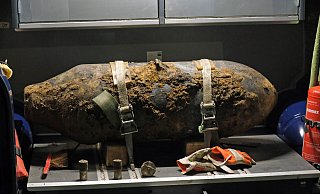250 Kilogramm wiegt jede der beiden gefundenen Fliegerbomben. Nun müssen sie aufgeschnitten und der enthaltene Sprengstoff entsorgt werden. - Thorsten Gödecker