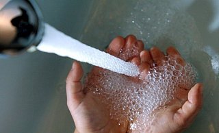 In Teilgebieten von Minden muss das Trinkwasser nicht mehr abgekocht werden. - Thomas Reineke/dpa