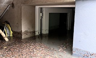 Durch den Dauerregen der vergangenen Wochen sind viele Keller in Gütersloh vollgelaufen - Bernd März/dpa