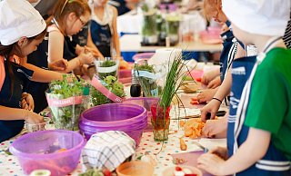 Wohl alle Eltern wünschen sich für ihre Kinder gesundes Kitaessen. Es muss aber auch bezahlbar sein. - Symbolbild: pixabay