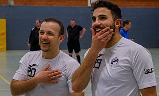 Glücklich über die jüngste Entwicklung: Die MCH-Futsaler Cleverson Pelc und Memos Sözer (r.) sind designierte Bundesligaspieler. Foto: Andreas Zobe - Foto: Andreas Zobe