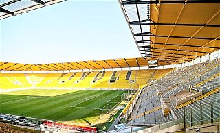 Nur nicht einschüchtern lassen: Mehr als 10.000 Zuschauer könnten in Aachen im Stadion sein. - Alemannia Aachen