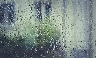Die Pegel der Flüsse sind noch nicht wieder ganz gefallen, da sind schon die nächsten Regenfälle angekündigt. - Symbolfoto: Pixabay/markusspiske