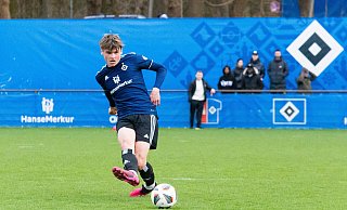 Maximilian Großer kommt vom Hamburger SV II zur Bielefelder Arminia. Der 21-Jährige spielt meistens im defensiven Mittelfeld, kann aber auch im Abwehrzentrum agieren. - IMAGO/R.Seidel Imagery