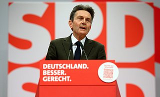 "Die Bundestagswahl wird planmäßig im Jahr 2025 stattfinden, da bin ich sicher", sagt Rolf Mützenich, Vorsitzender der SPD-Bundestagsfraktion. - Bernd von Jutrczenka/dpa