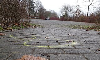 Die Tat hat sich auf einem Parkplatz an der Ostpreußenstraße ereignet. - Svenja Ludwig