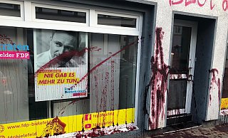 Juni 2023: Parteibüros von CDU, Linke, Grünen, SPD und FDP waren beschmiert und besudelt worden. - FDP Bielefeld