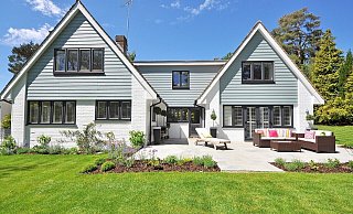  - Symbolbild: Pixabay/midascode