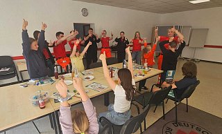 Super Stimmung“ herrschte gleich beim ersten Treffen der neu gegründeten Jugendrotkreuzgruppe der acht- bis 12-jährigen „Mini-Retter“ am Dienstag. - Alexandra Stratmeier