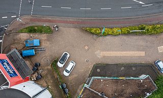 Auf diesem Parkplatz in der Nähe vom Hauptbahnhof in Herford soll eine Frau von einer Gruppe vergewaltigt worden sein. - Guido Kirchner Auf diesem Parkplatz in der Nähe vom Hauptbahnhof in Herford soll eine Frau von einer Gruppe vergewaltigt worden sein. - Guido Kirchner