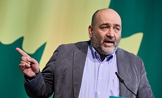 Grünen-Chef Omid Nouripour: Die Polizei muss Politiker im Wahlkampf seiner Meinung nach sofort besser schützen. - Georg Wendt