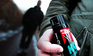 Mit Pfefferspray attackierten die vermummten Täter einen 21-Jährigen in der Paderborner Südstadt. Der reagierte aber wohl anders als erwartet. - Gerald Dunkel