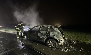 Nach einem mutmaßlichen Beziehungsstreit hatte ein Mann das Auto seiner Lebensgefährtin angezündet. - Thorsten Heß