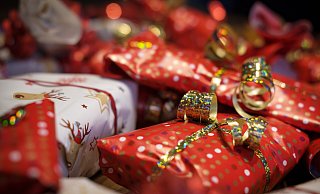 Weihnachten ist häufig mit Konsum verbunden - und damit wenig nachhaltig. - Pixabay / Bruno