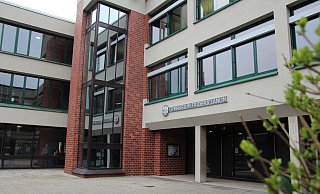 Das Friedrichs-Gymnasium hat für das kommende Schuljahr 2024/25 mehr Anmeldungen als Plätze. - Mira Solke