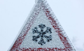 Noch bis Montagabend, 18 Uhr, gilt eine amtliche Warnung des Deutschen Wetterdienses vor leichtem Schneefall in Gütersloh. - Symbolfoto/dpa