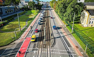 Die Artur-Ladebeck-Straße wird erneut zur Großbaustelle. Die Bikelane wird zur Autospur. - Mike-Dennis Müller Die Artur-Ladebeck-Straße wird erneut zur Großbaustelle. Die Bikelane wird zur Autospur. - Mike-Dennis Müller
