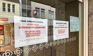 Das Bielefelder Karstadt-Haus schloss um 14 Uhr wegen einer Betriebsversammlung. - Michael Schläger