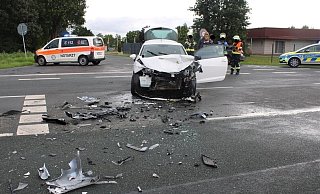 Auf dem Alten Postweg kollidierten zwei Autos. - Polizei Minden-Lübbecke