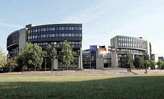 Die Verfolgungsfahrt in Bad Salzuflen wird kommende Woche Thema im NRW-Landtag in Düsseldorf. - Landtag NRW