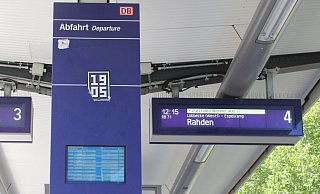 Am Bünder Bahnhof kommt es aufgrund des Ausfalls im Stellwerk Lübbecke weiterhin zu Problemen viele Pendler sind genervt. - Florian Weyand