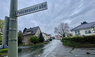 Die Kreuzung bleibt für circa zwei Wochen gesperrt. - Julia Spiekerkötter