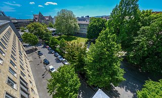 Der Alstädter Kirchplatz spielt bei der weiteren Planung eine wichtige Rolle. - Andreas Zobe