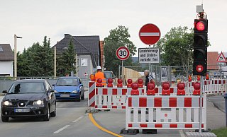 Die Flutmuldenbrücke ist in eine Richtung für den Verkehr freigegeben. - Ulf Hanke