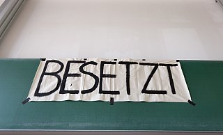 Die Klimabewegung End Fossil: Occupy! besetzt Hörsaal der Paderborner Uni. - Niklas Tüns Die Klimabewegung End Fossil: Occupy! besetzt Hörsaal der Paderborner Uni. - Niklas Tüns