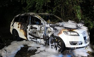 Der Audi Q7 brannte vollständig aus. - Finn Luca Zell