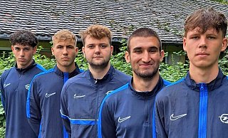 Neu-Ummelner: Erdem Yilmaz (v. l), Luca Hornbruch, Dustin Kuchorz, Sinan Kolcu und Crispin Heinemann. - VfL Ummeln