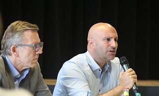 Landrat Ali Dogan (r.) und MKK-Vorstand Olaf Bornemeier wollen sich den Fragen der Kommunalpolitiker in Bad Oeynhausen stellen. - Klaus Frensing