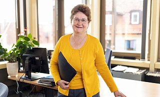 Vier Jahre lang leitete Georgia Schönemann (64) das städtische Amt für Schule. Jetzt geht sie in den Ruhestand und blickt auf eine bewegte Zeit zurück. Ihre Nachfolgerin wird ihre bisherige Stellvertreterin Susanne Beckmann. - Oliver Krato