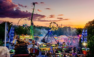 Paderborn startet traditionell mit dem Lunapark und dem Lunamarkt in die diesjährige Kirmes- und Jahrmarktsaison. - BESIM MAZHIQI