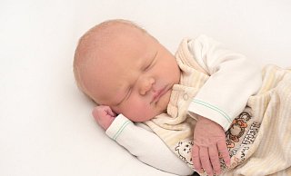 Florian ist am 30. Juni in Paderborn geboren. - Baby Smile Fotografie