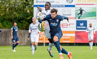 Torschütze für den SV Rödinghausen: Paterson Chato (l.). - Joel Beinke