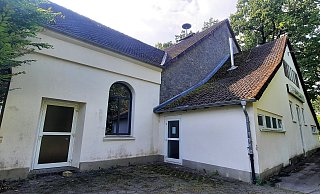 Die Stadthalle Nieheim ist mehr als baufällig und eine Sanierung enorm teuer. - David Schellenberg