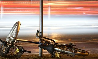 Vom Rad gestoßen und zweimal ausgeraubt. - Pixabay