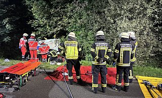 Rettungskräfte im Einsatz an der Krackser Straße in Bielefeld. - Barbara Franke