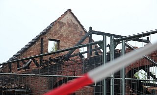 Das alte Bauernhaus ist komplett zerstört. - Simon Schulz