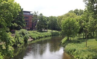 Ein Mann ist beim Schwimmen in der Werre am Sonntagabend untergegangen. - Symbolfoto: Dirk Windmöller