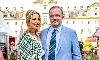 Fürst und Fürstin laden zur Landpartie auf ihr Schloss nach Bückeburg ein. - BeilQuadrat