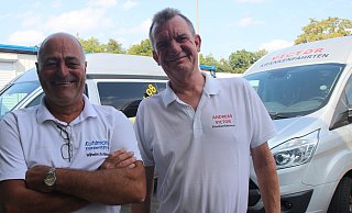 Wilhelm Kuhlmann gibt den Geschäftsbereich Krankenfahrten an Andreas Victor ab. - Jan-Henrik Gerdener