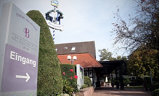 Seite mehr als 100 Jahren ist der Beckerkrug in Familienhand. Jetzt kommt es zu einem Wechsel. Das beliebte Pfingstfest soll hier wieder gefiert werden. - Felix Eisele