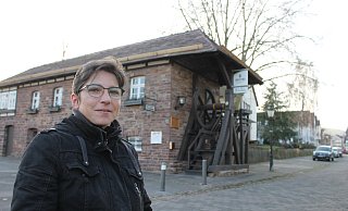 Mandy Lukaszek ist Chefin des Alten Fährhauses in Beverungen und hat ein "Scheißjahr" hinter sich. - Manuela Puls