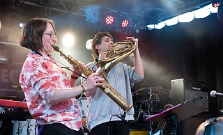 Ein stimmungsvolles Ensemble präsentierte die Band "Silk Road Special" mit einer wilden Mischung aus Ska, Pop und Folk. - Jan-Simon Hussmann