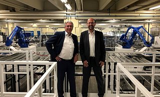 Aus drei werden zwei: Die langjährigen Siematic-Manager und Geschäftsführer Axel Maek (v.l.) und Michael Kersting bleiben beim Unternehmen während Griehl wieder geht. - Siematic