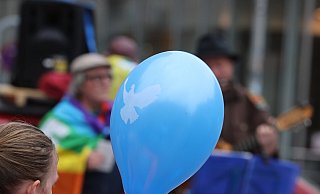 Zahlreiche Demos wird es an diesem Osterwochenende wieder in Deutschland und auch in OWL geben. - picture alliance/dpa