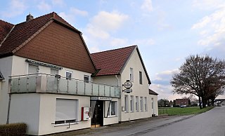 Aus dem Stedefreunder Krug soll ein Dorfgemeinschaftshaus werden. - Frank-Michael Kiel-Steinkamp